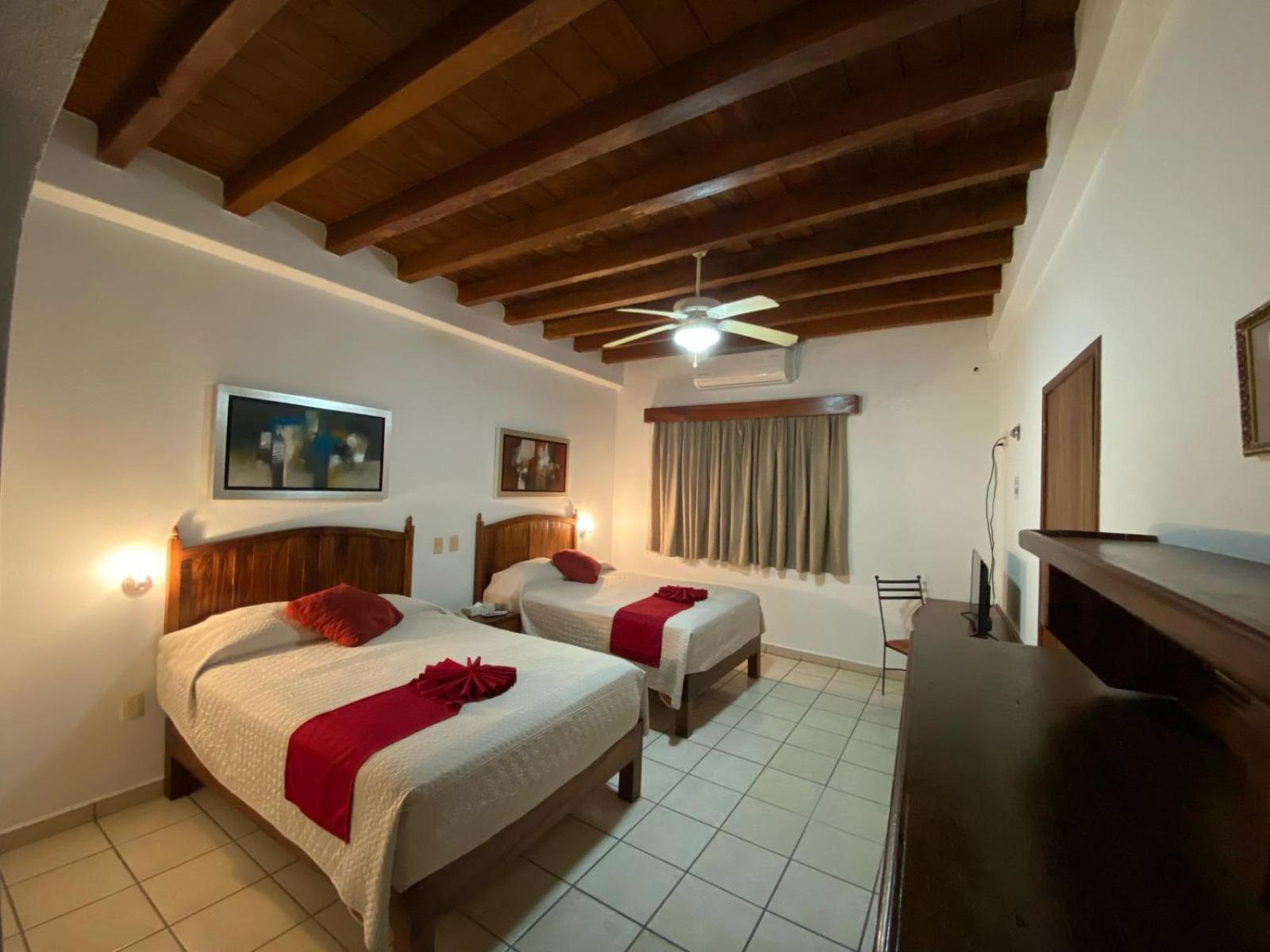 מנסניו Hotel Boutique La Pergola מראה חיצוני תמונה